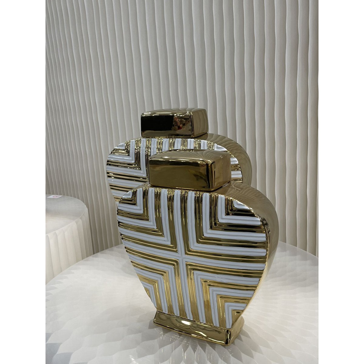 Porseleinen Pot in Goud en Wit - Art Deco Inspiratie