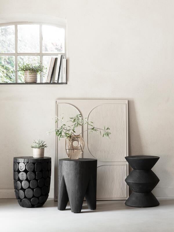Stool Curve