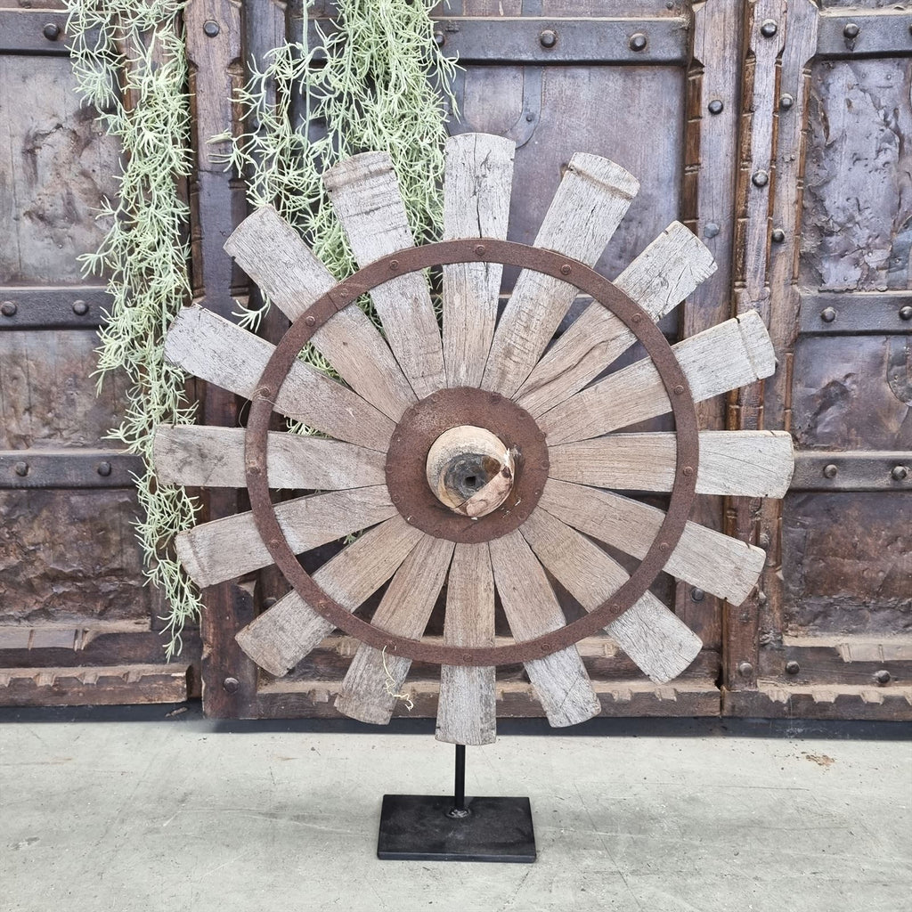 Wooden Charkha Stand