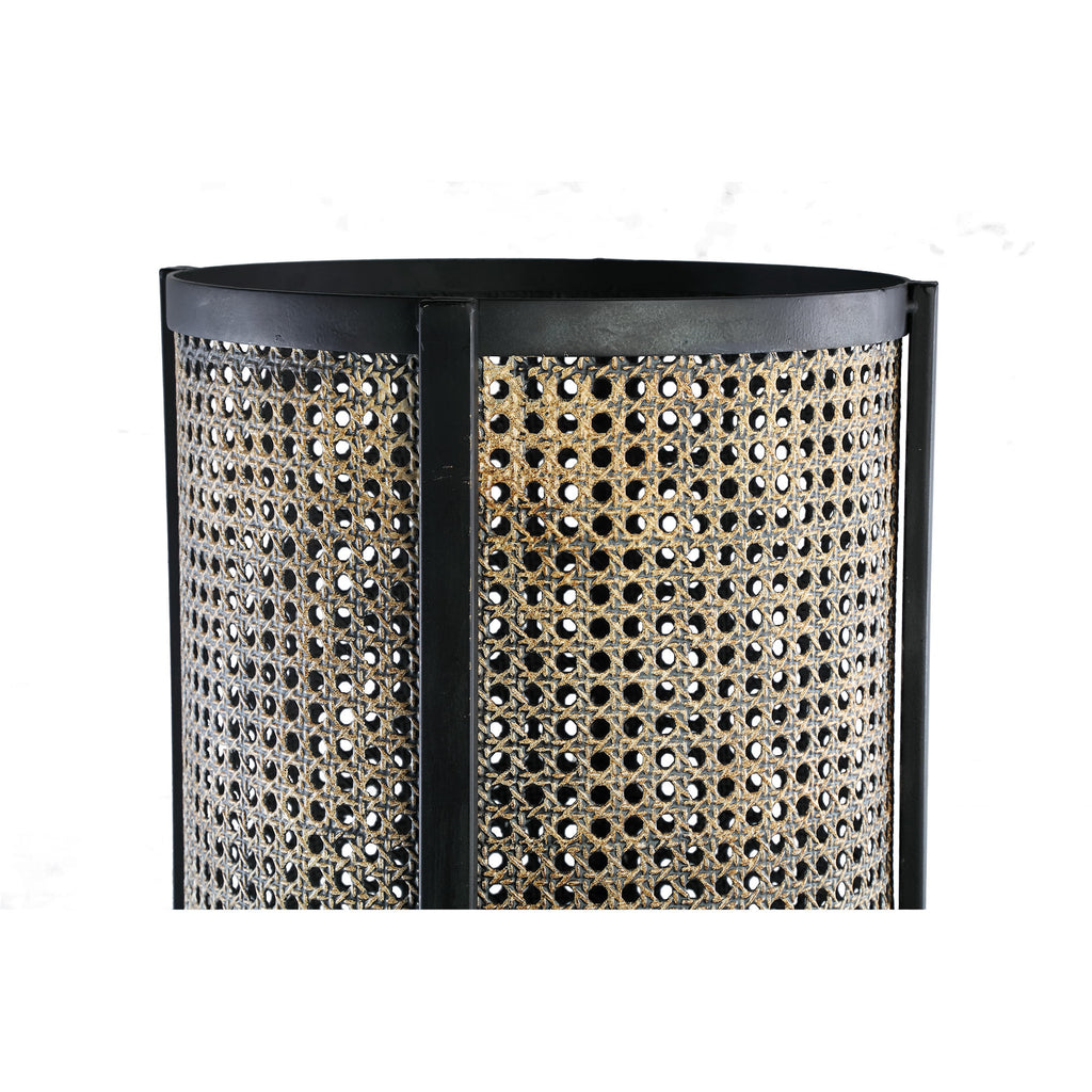 Bayu Black iron floorlamp with bamboo round